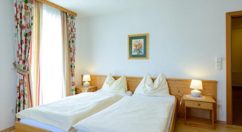 Pension Hiesel-Villa Untersbergblick Anthering Номер фото