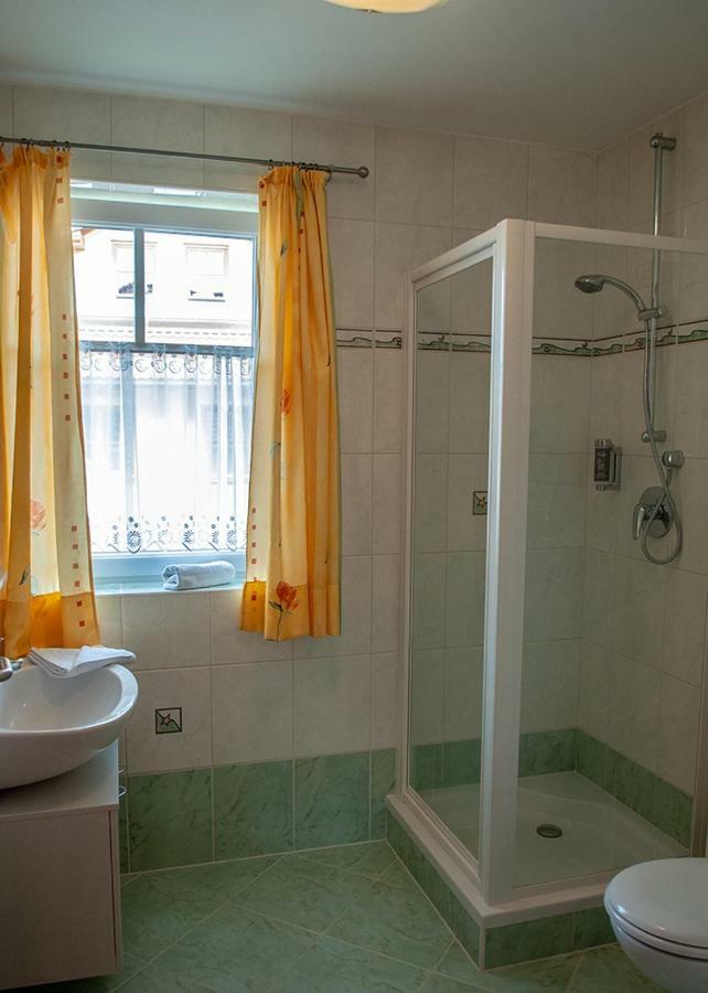 Pension Hiesel-Villa Untersbergblick Anthering Экстерьер фото